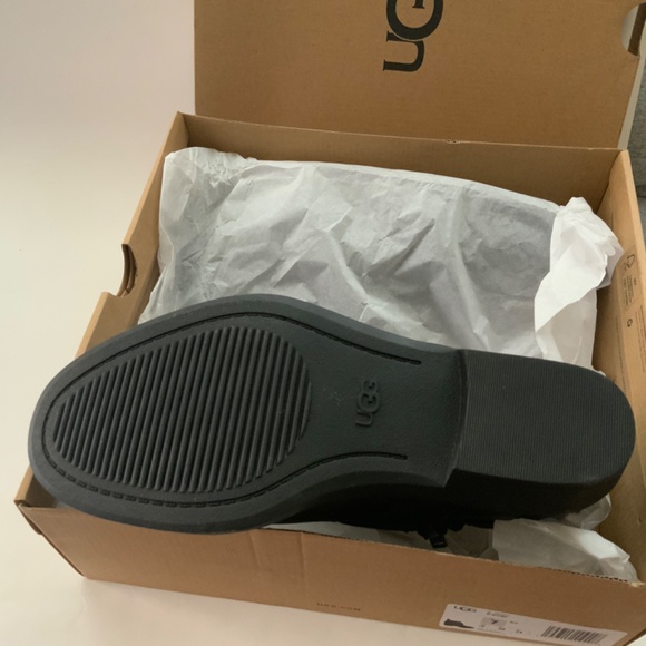 UGG Wylma Black Oiled Leather Moto Booties 1113422 Buckle Western Ankle Boots 7 - Picture 10 of 14